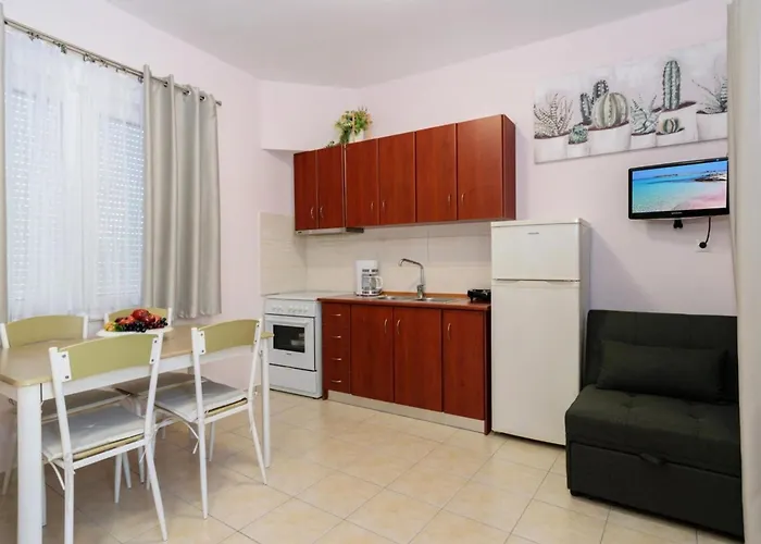 Marianthi\'S Maisonette